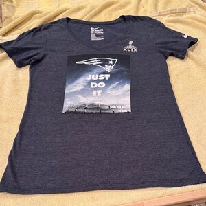 Women's New England Patriots T-Shirt Grey